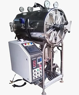 Horizontal autoclave fully automated